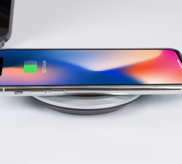 10 Best Smartphones with Wireless Charging to Buy in 2025