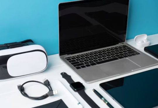 7 Smart Entertainment Gadgets You Need Right Now